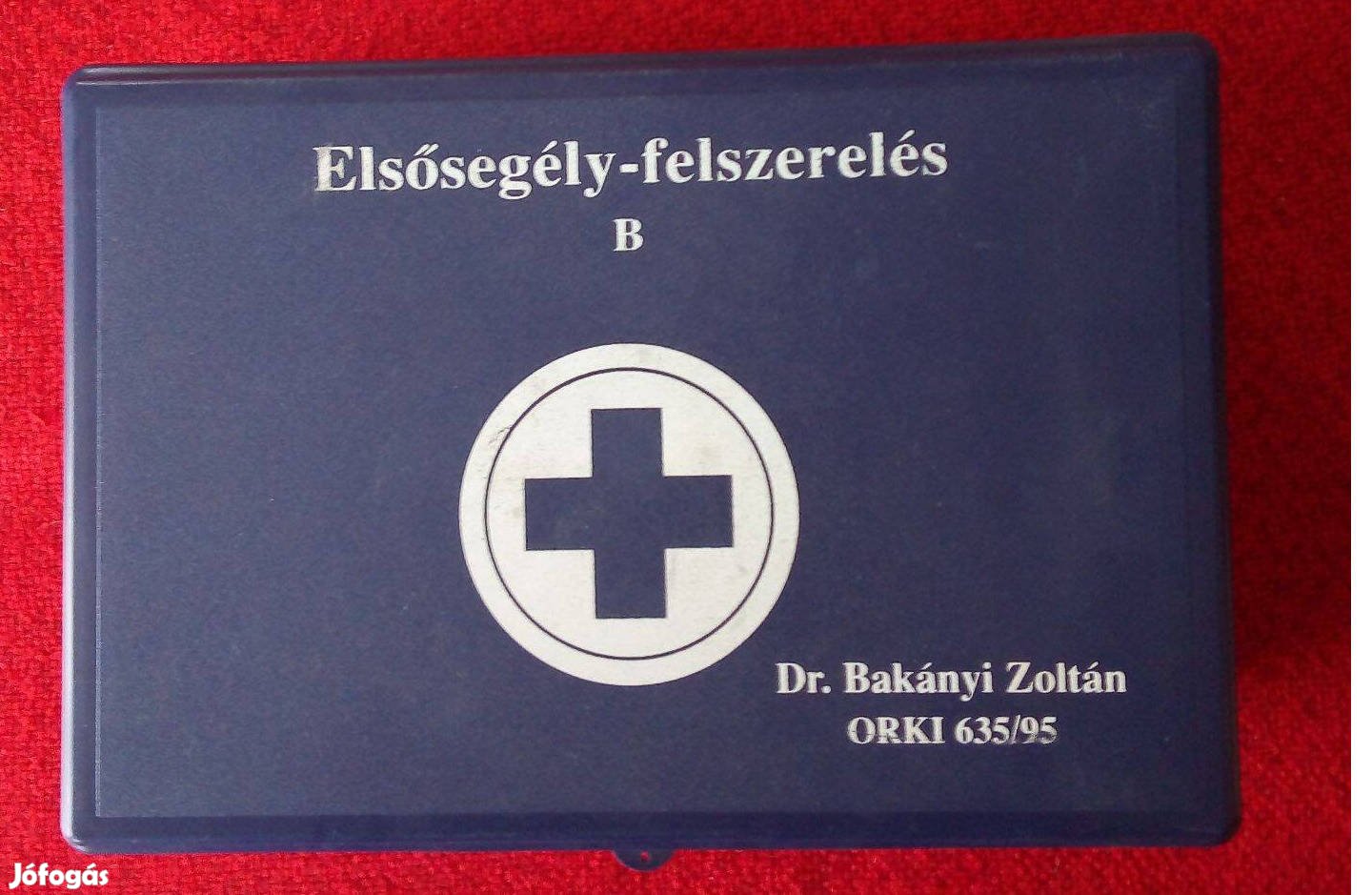 Elsősegély-felszerelés, láda. Dr. Bakányi Zoltán