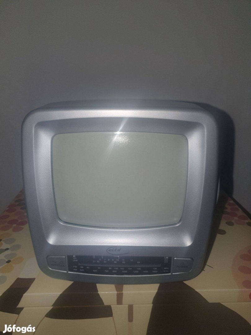 Elta 2209N1 mini TV - doboz + leírás