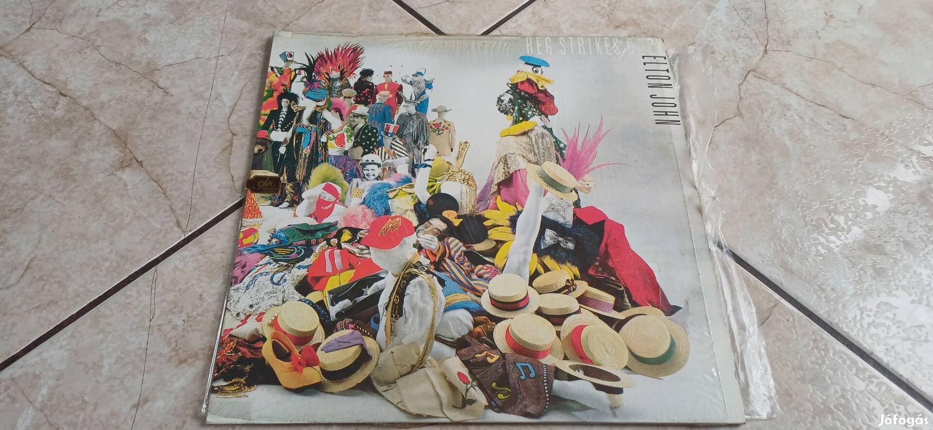 Elton John bakelit hanglemez