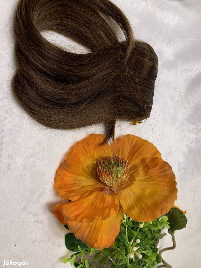 Emberi haj póthaj tresszelt csatos 36 cm 60 hr