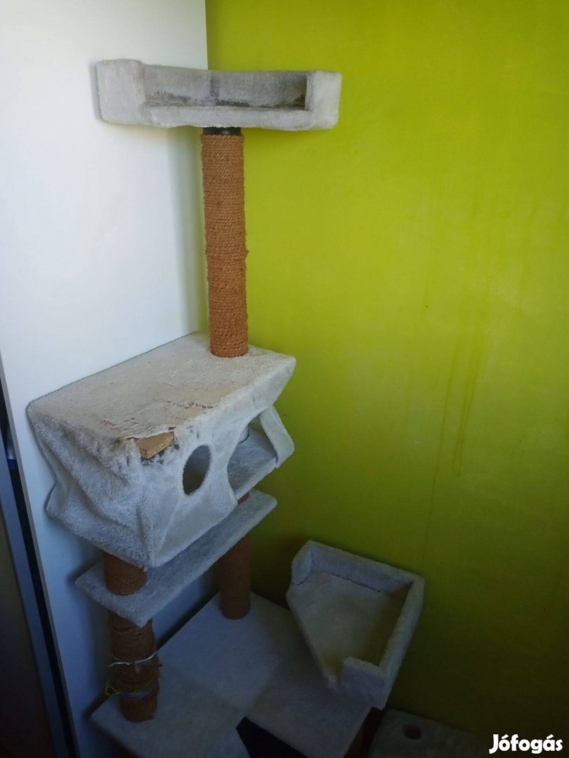Emeletes Macska játszó és fekhely kaparófa 15000ft óbuda