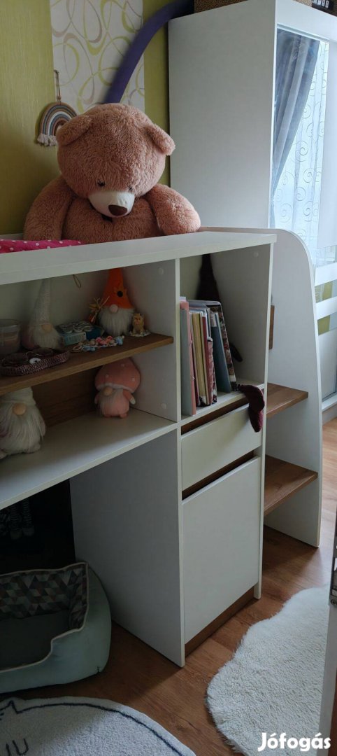 Emeletes gyerekágy