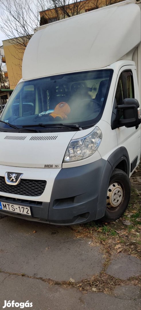 Emelőhátfalas Peugeot boxer 3, 5tonnás dobozos eladó 