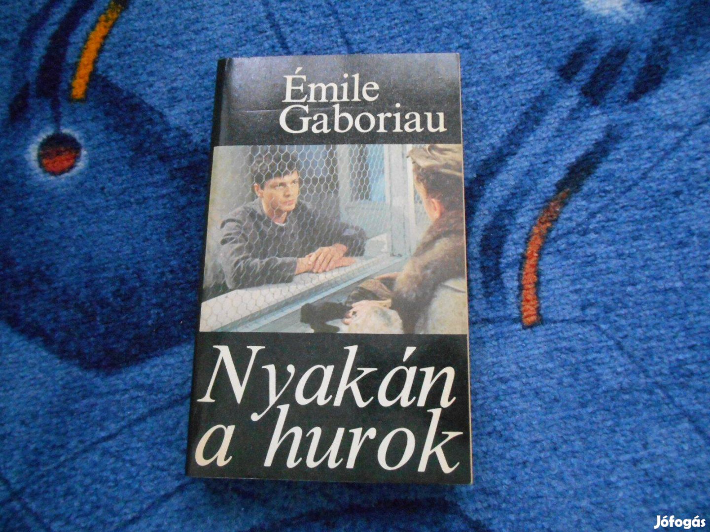 Émile GaboriauNyakán a hurok