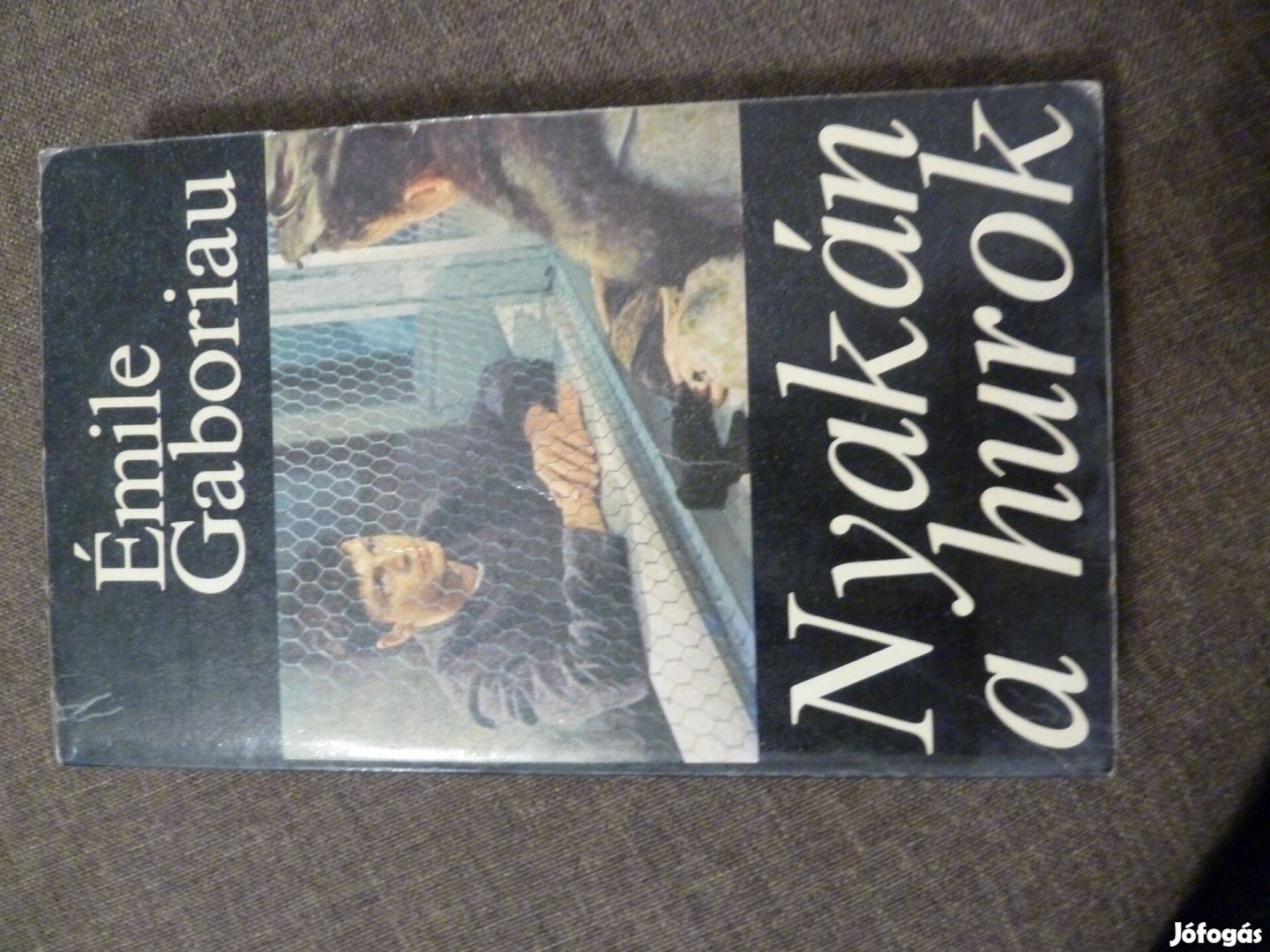 Émile Gaboriau: Nyakán a hurok