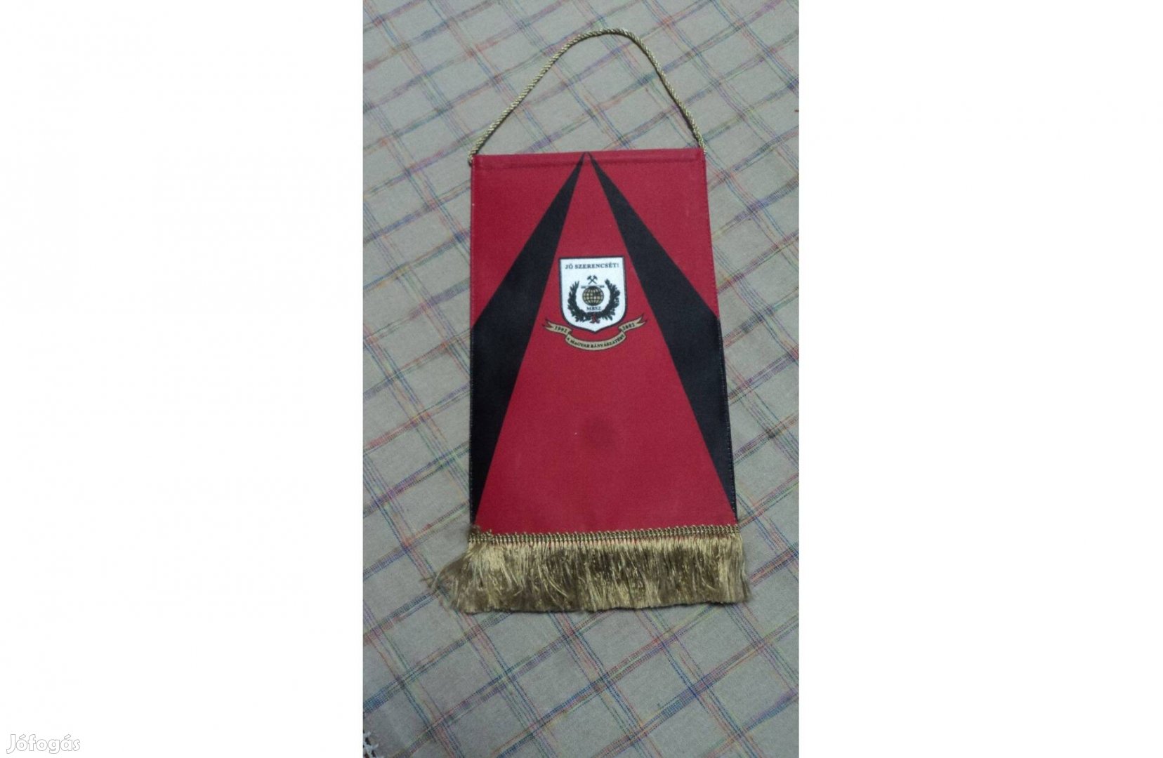 Emlékzászló, gyűjteménybe