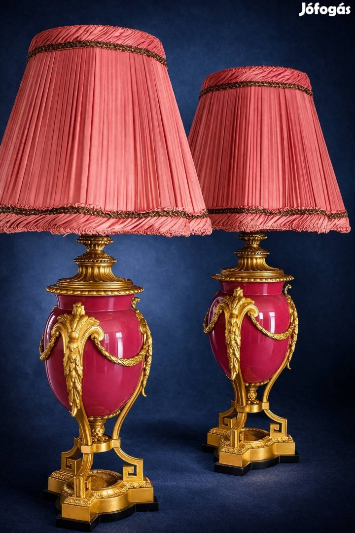 Empire Páros Asztali Lámpa