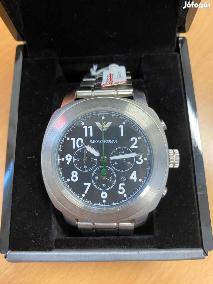 Emporio Armani AR6056 Stílus és teljesítmény egyben
