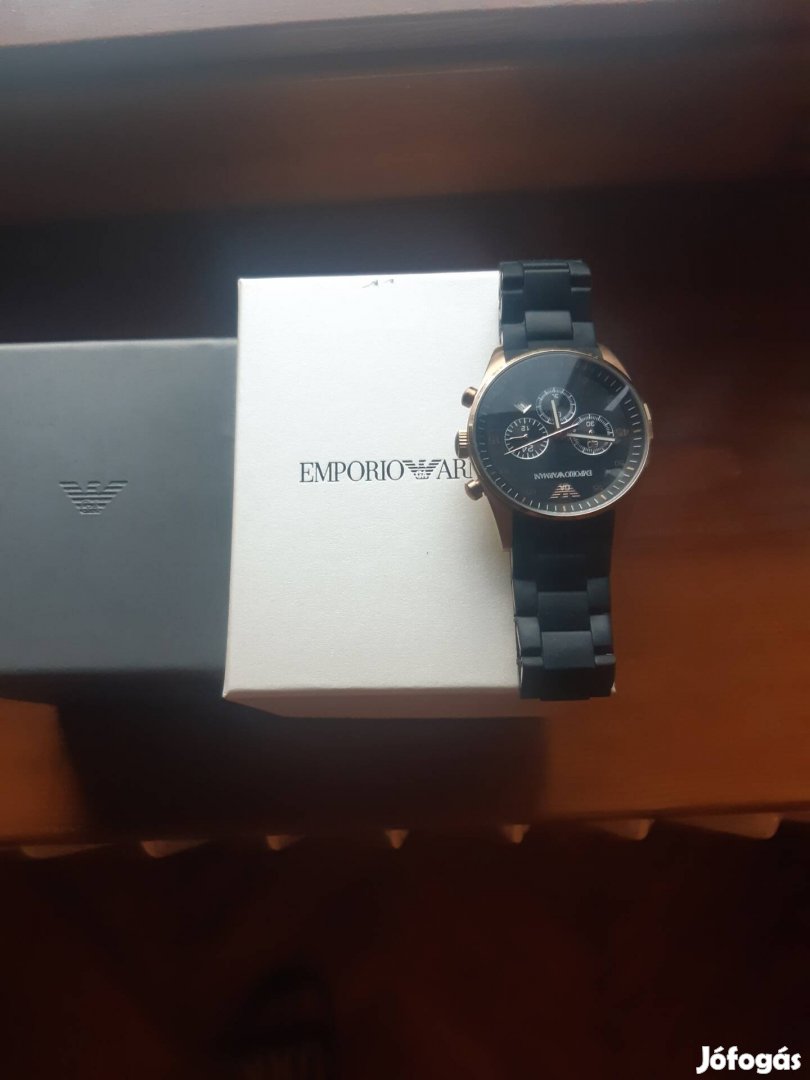 Emporio Armani karóra 