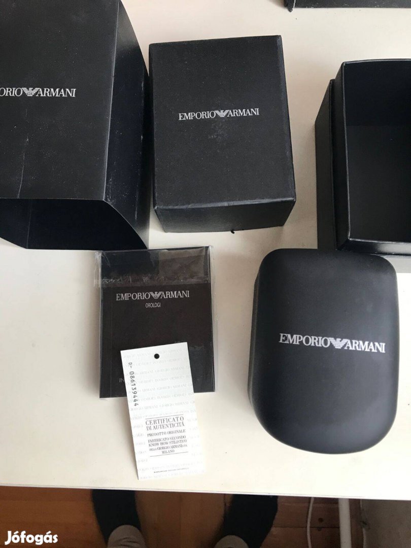 Emporio Armani komplett óradoboz szett!