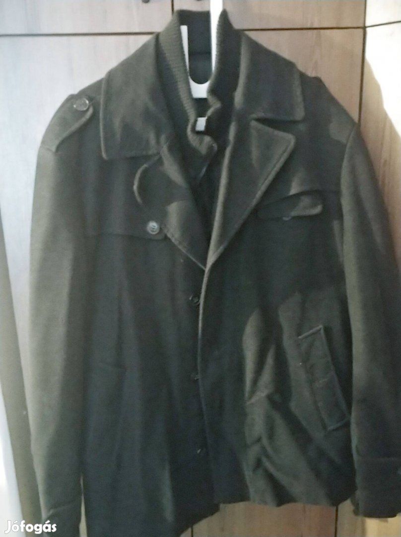 Engbers márkájú, fekete, télies szövet kabát, megkímélt állapotban
