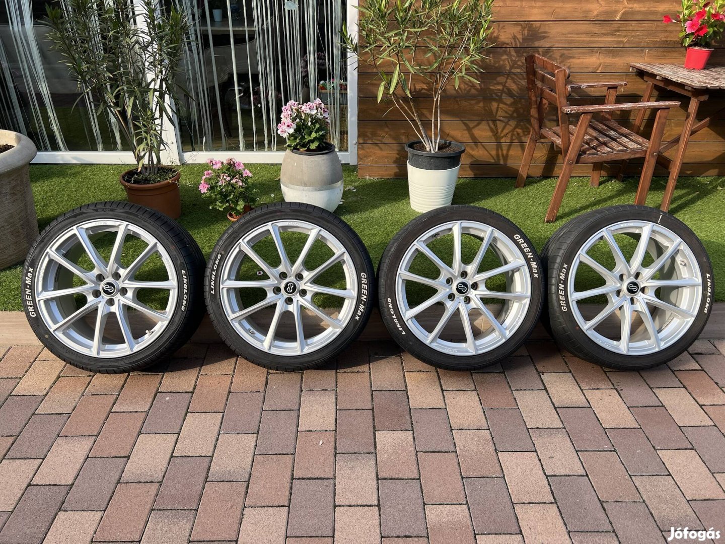 Enkei Nagato 18" 5x100 nyarigumikkal