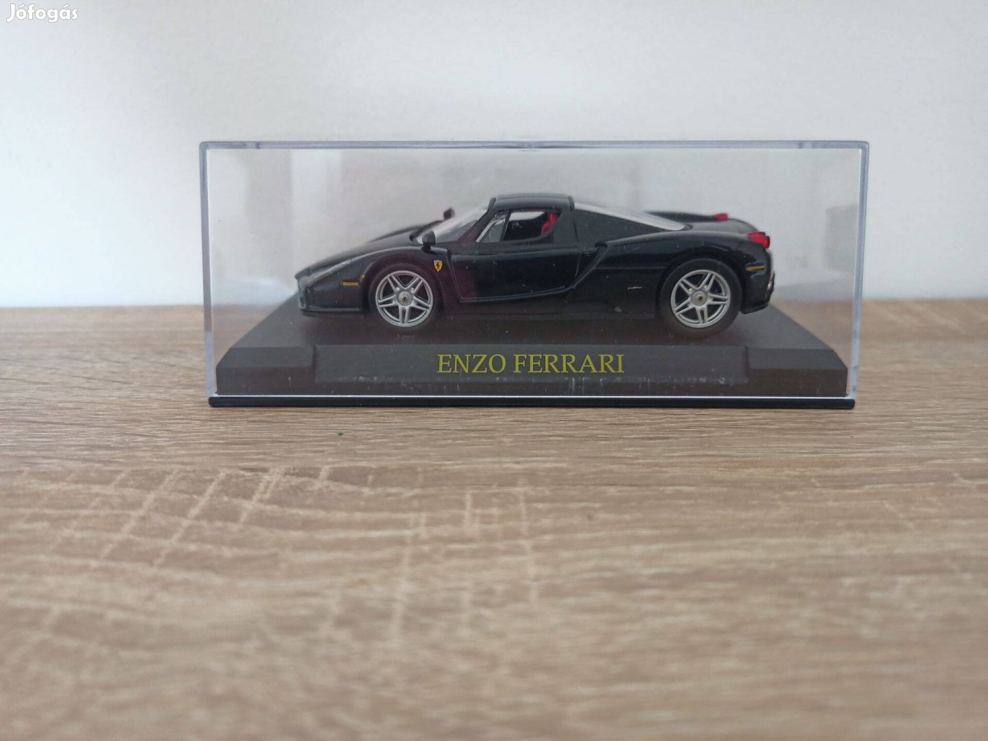 Enzo Ferrari bontatlan