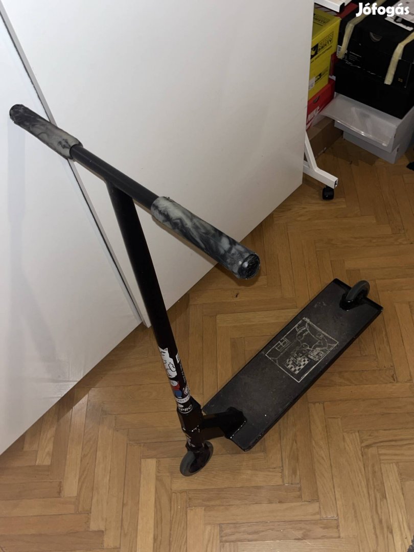 Épített streetes freestyle roller