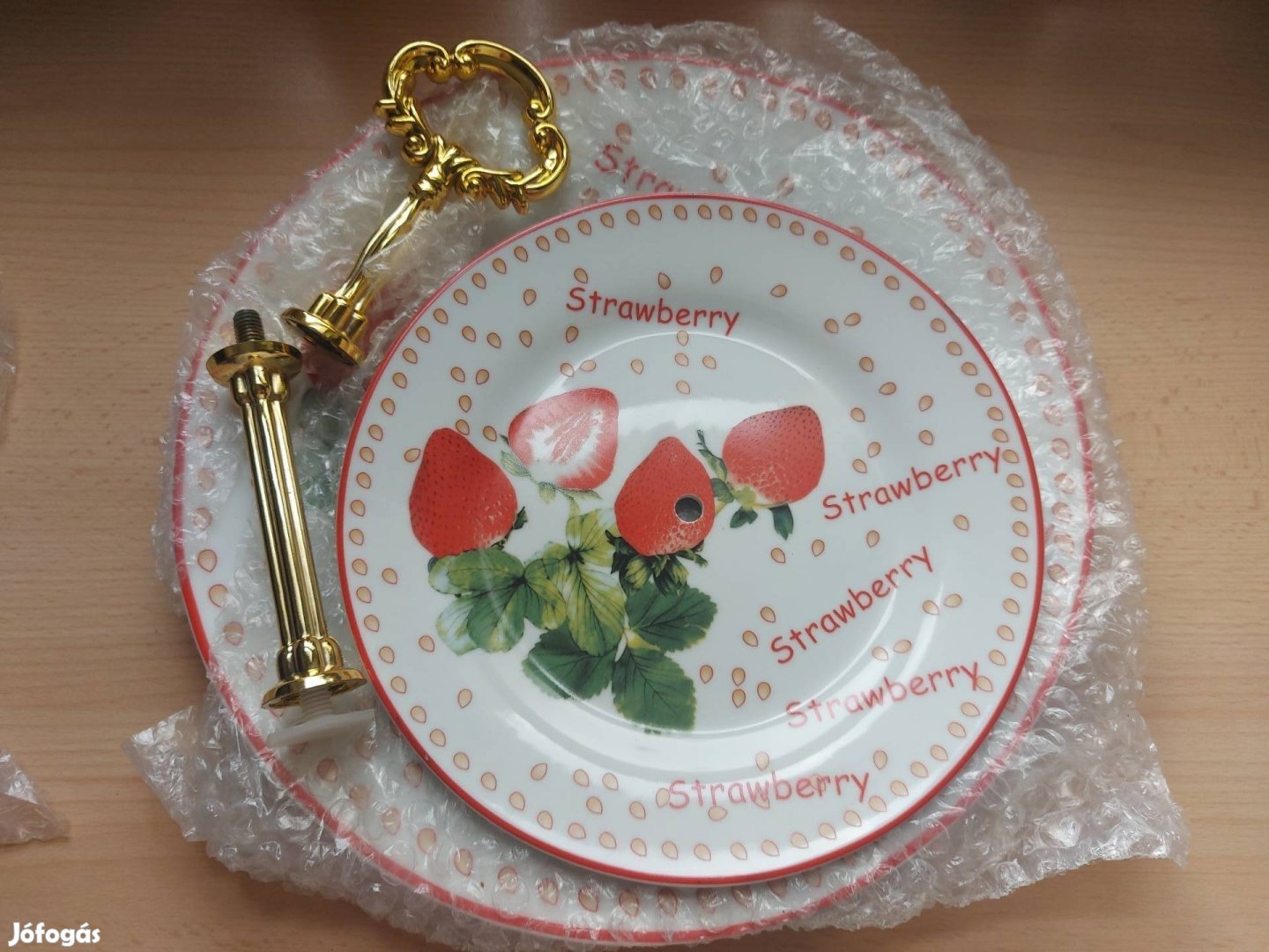 Epres emeletes porcelán kínáló, új