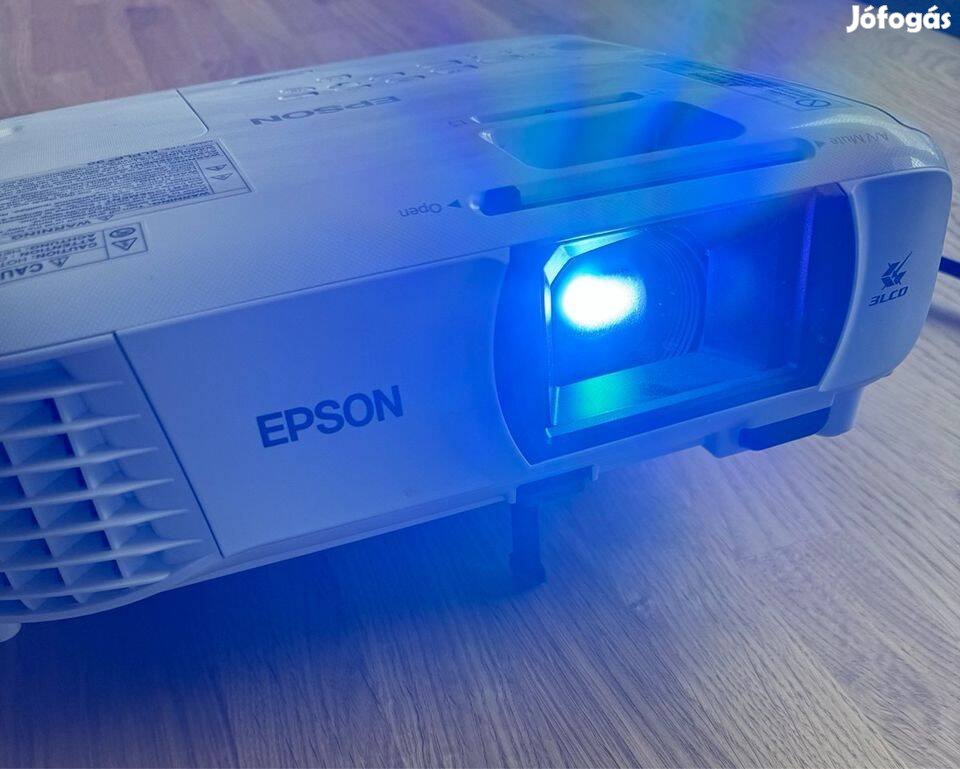 Epson 1080p projektor: EH-TW610, 370óra, Foxpost egyeztés után!