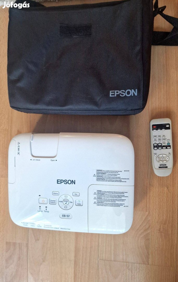 Epson EB-S7 LCD projektor eladó