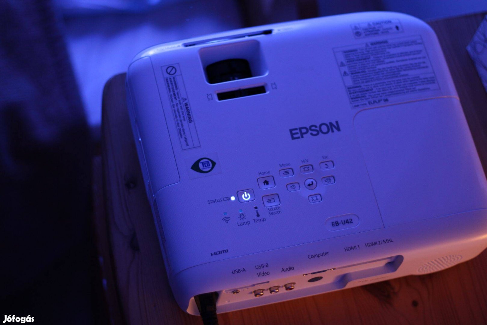 Epson EB-U42 projektor 180 lámpaóra. Foxpost csak egyeztetés után!!!