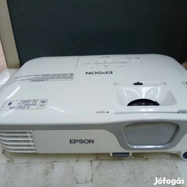 Epson EB-X11 projektor új izzóval(2db gép van) 2600Ansi