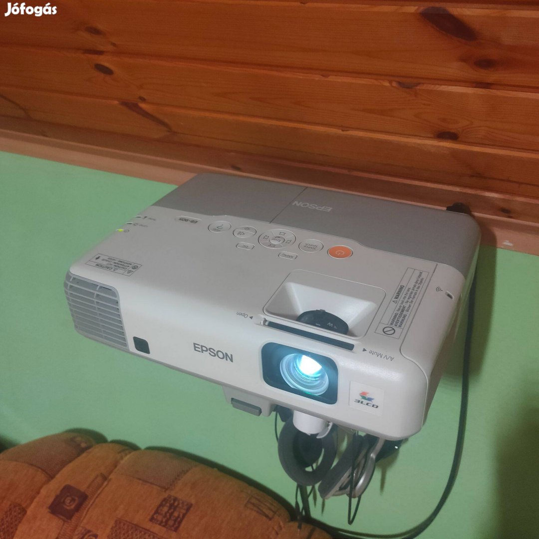 Epson Projektor szuper olcsón