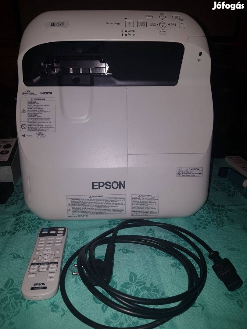 Epson ultra short közeli vetítésű projektor