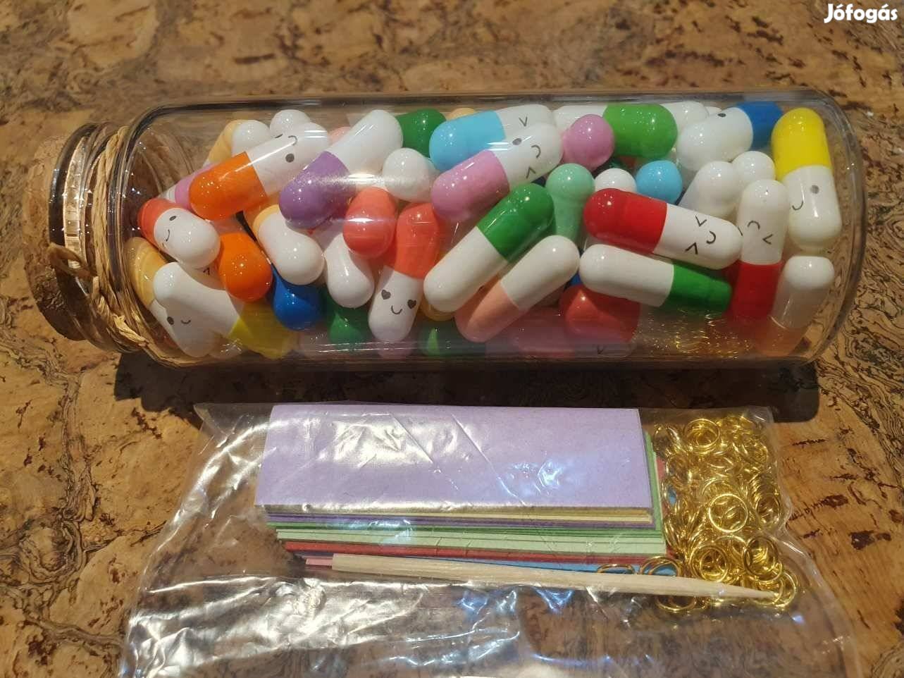 Érdekes igényes színes üzenőkapszulák teljes készlet nem