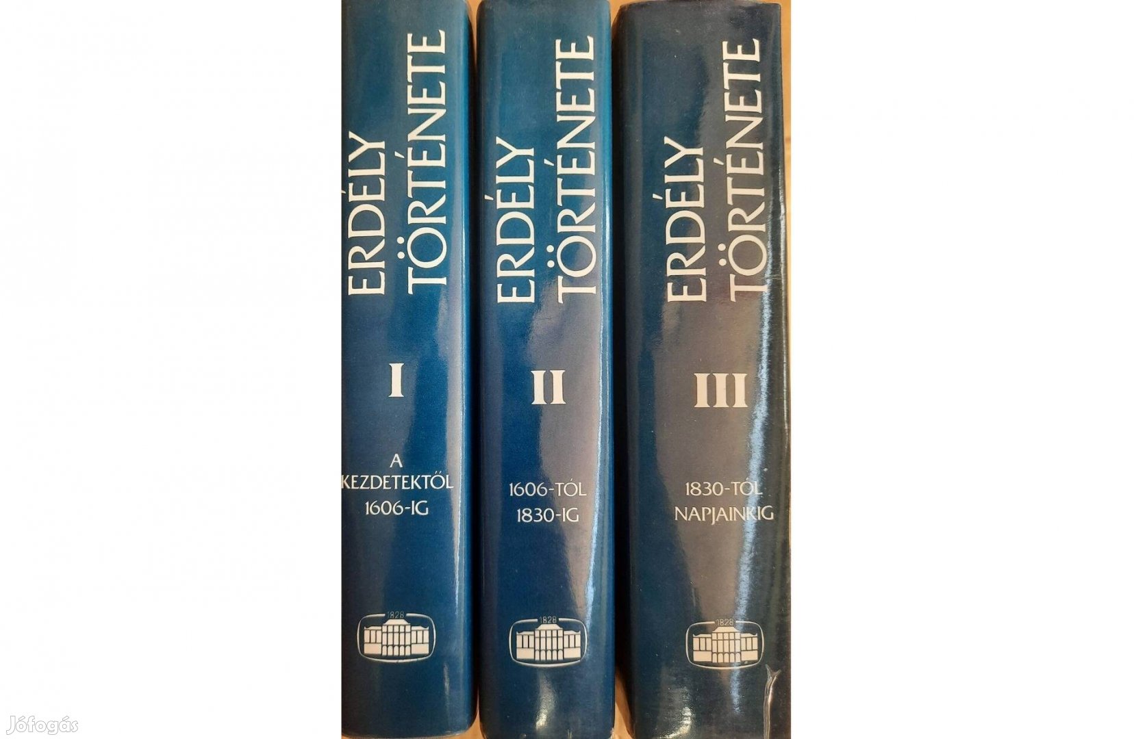 Erdély története című 3 kötetes mű eladó