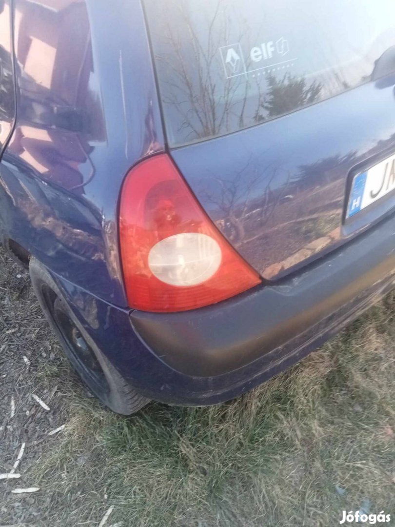 Érden Renault clio hátsó lámpa sürgősen eladó 2004 évjáratú. 