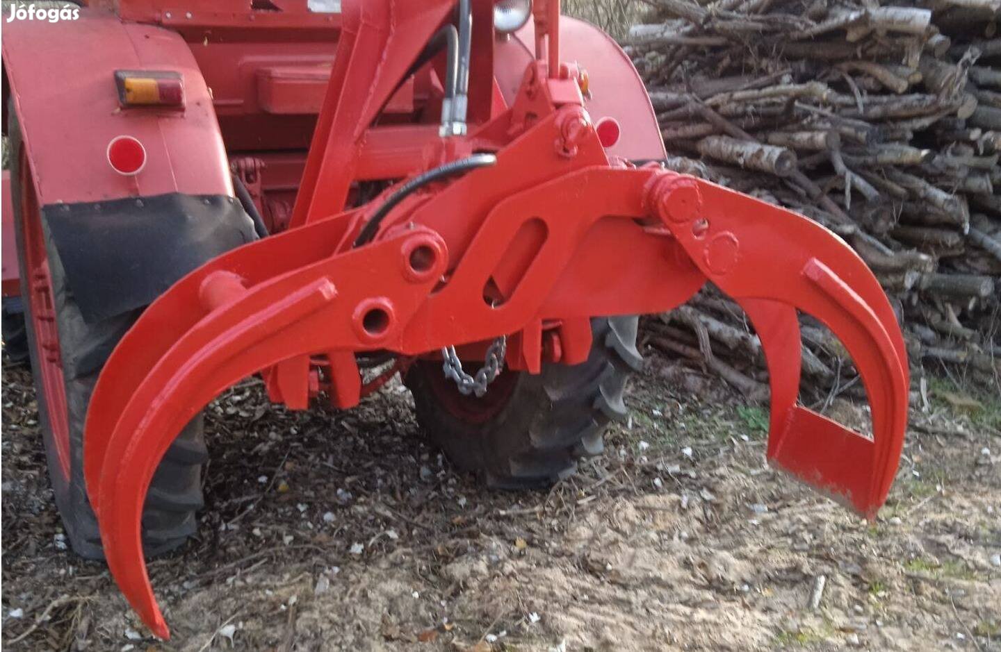 Erdészeti fekvő hengeres rönkfogó,rönkvonszoló eladó!
