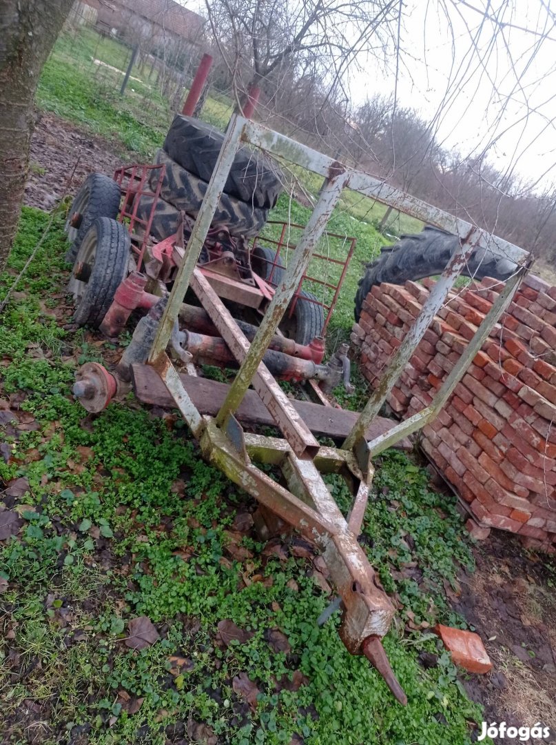 Erdészeti gépek MTZ alkatrészek 