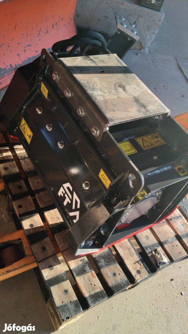 Erdészeti szárzúzó Flailtec E1-50 mini kotróra