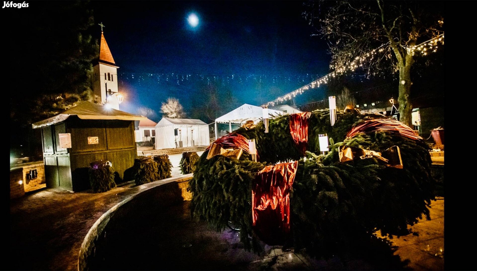 Erdőkertes, Fő Út, Önálló Épület Társasház Eladó