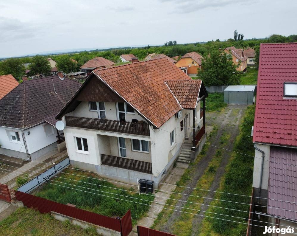 Erdőteleki eladó 170 nm-es ház #4943687