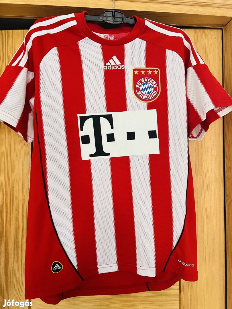 Eredeti 2010/11 Adidas Bayern München Bundesliga Robben játékosmez