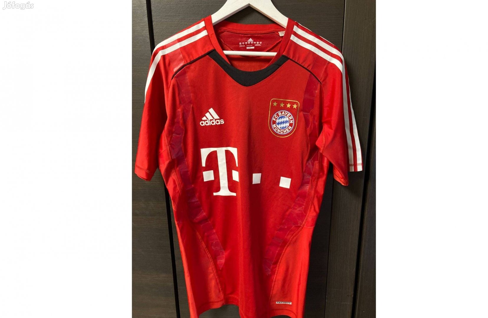 Eredeti Adidas Bayern München foci mez L-es méretű
