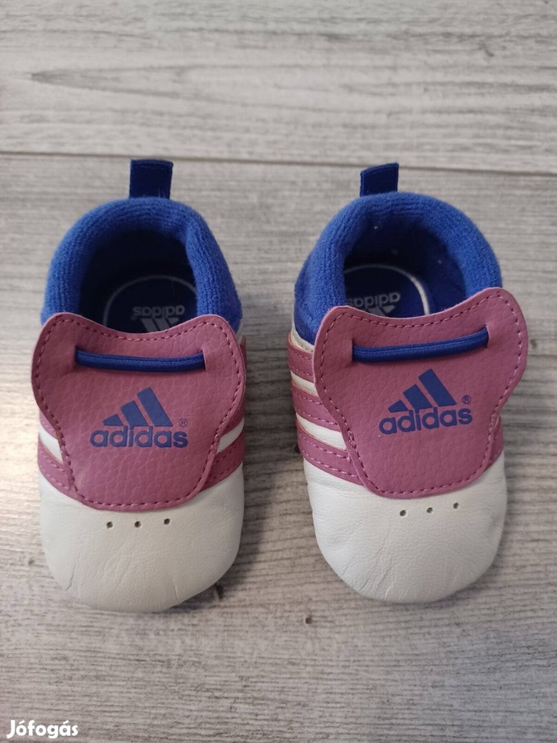 Eredeti Adidas kocsi cipő 16-os 