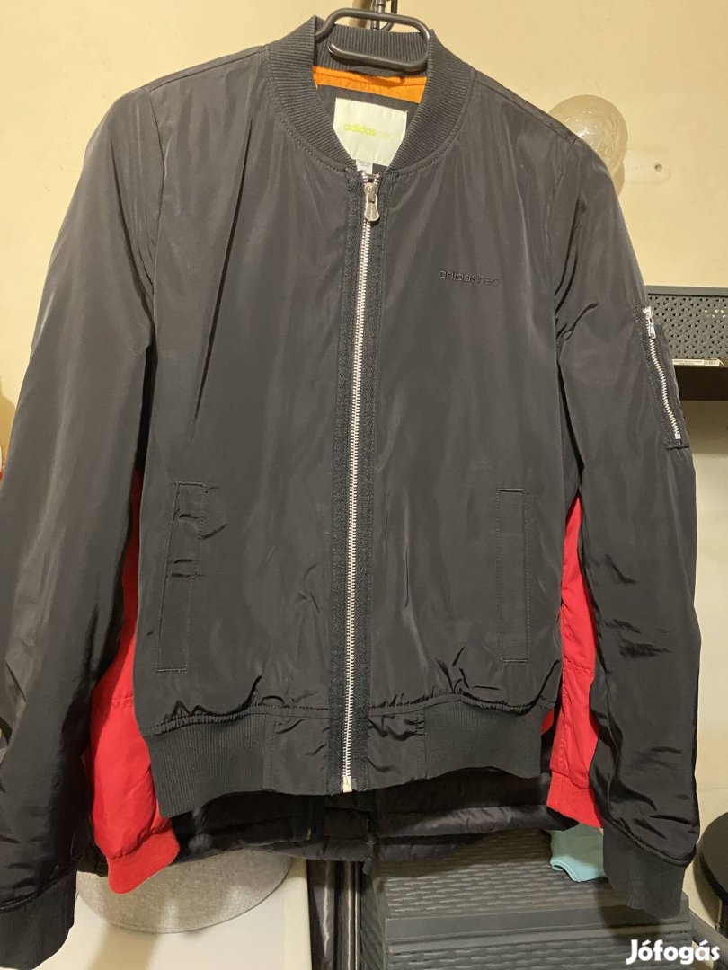 Eredeti Adidas női dzseki , bomber dzseki XS-es