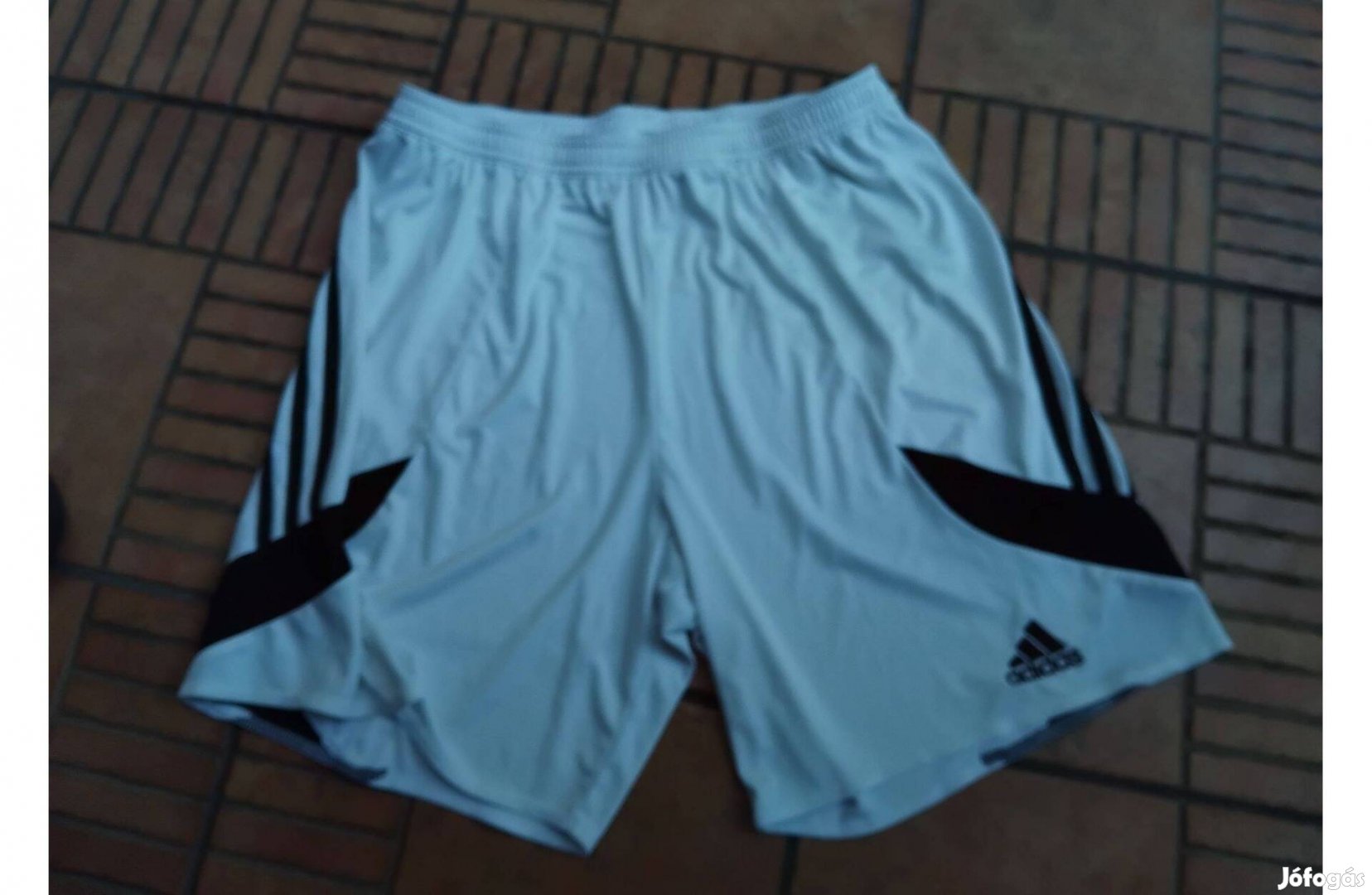 Eredeti Adidas rövidnadrág nadrág L XL