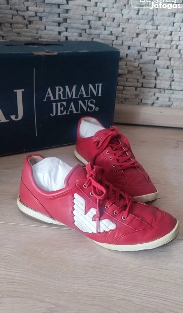 Eredeti Armani sportcipő bőr 37