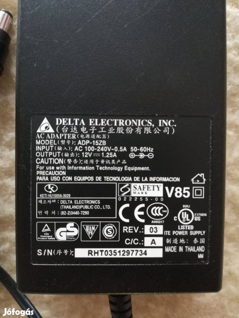 Eredeti Delta Electronics ADP-15ZB AC adapter 12V