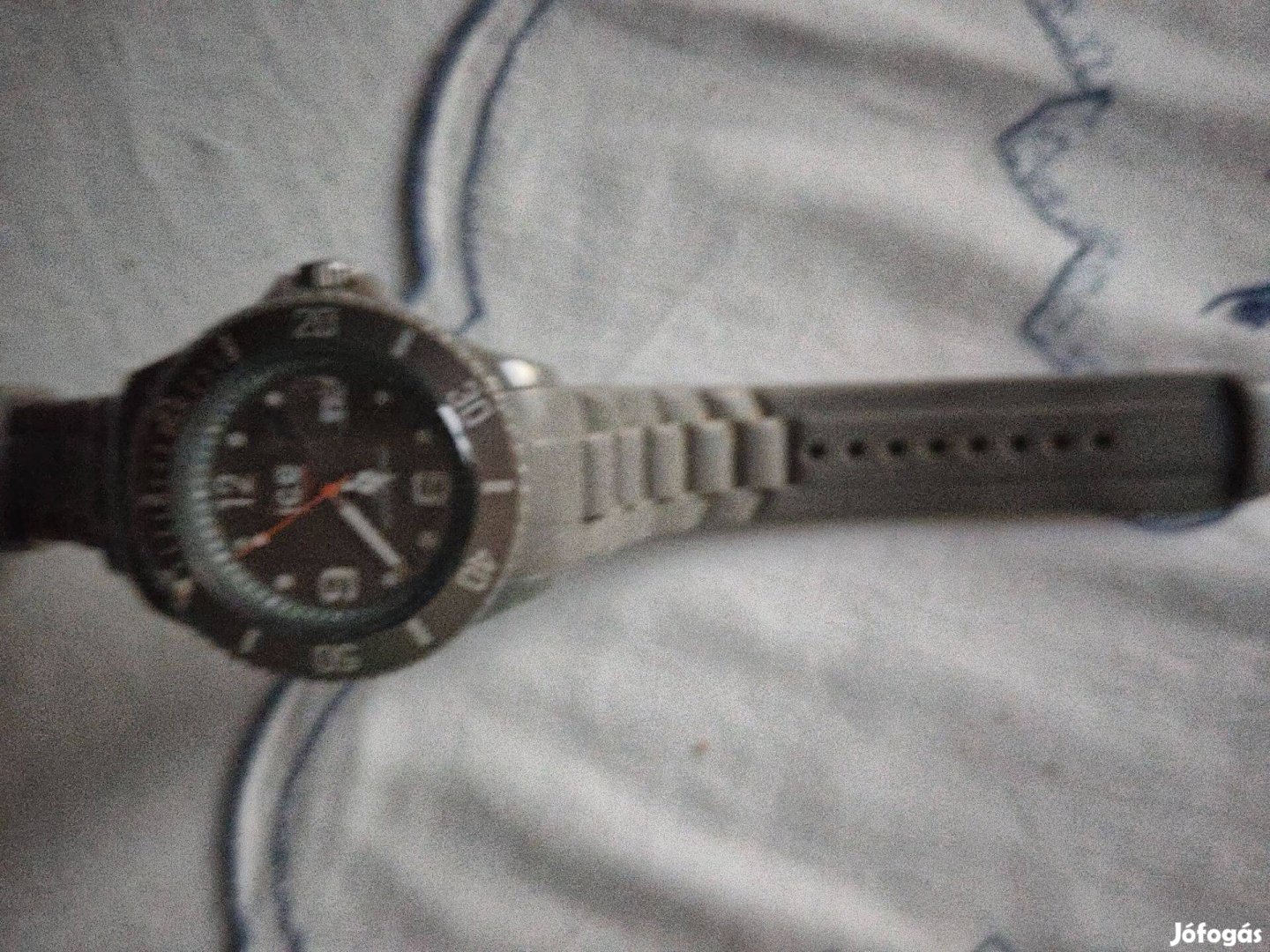 Eredeti ICE Watch férfi karôra 8 ezer