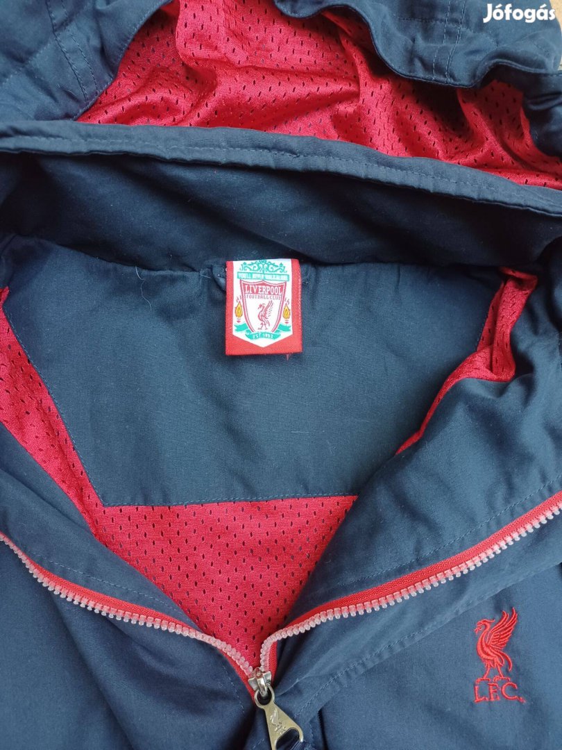 Eredeti Liverpool kapucnis szurkolói kabát