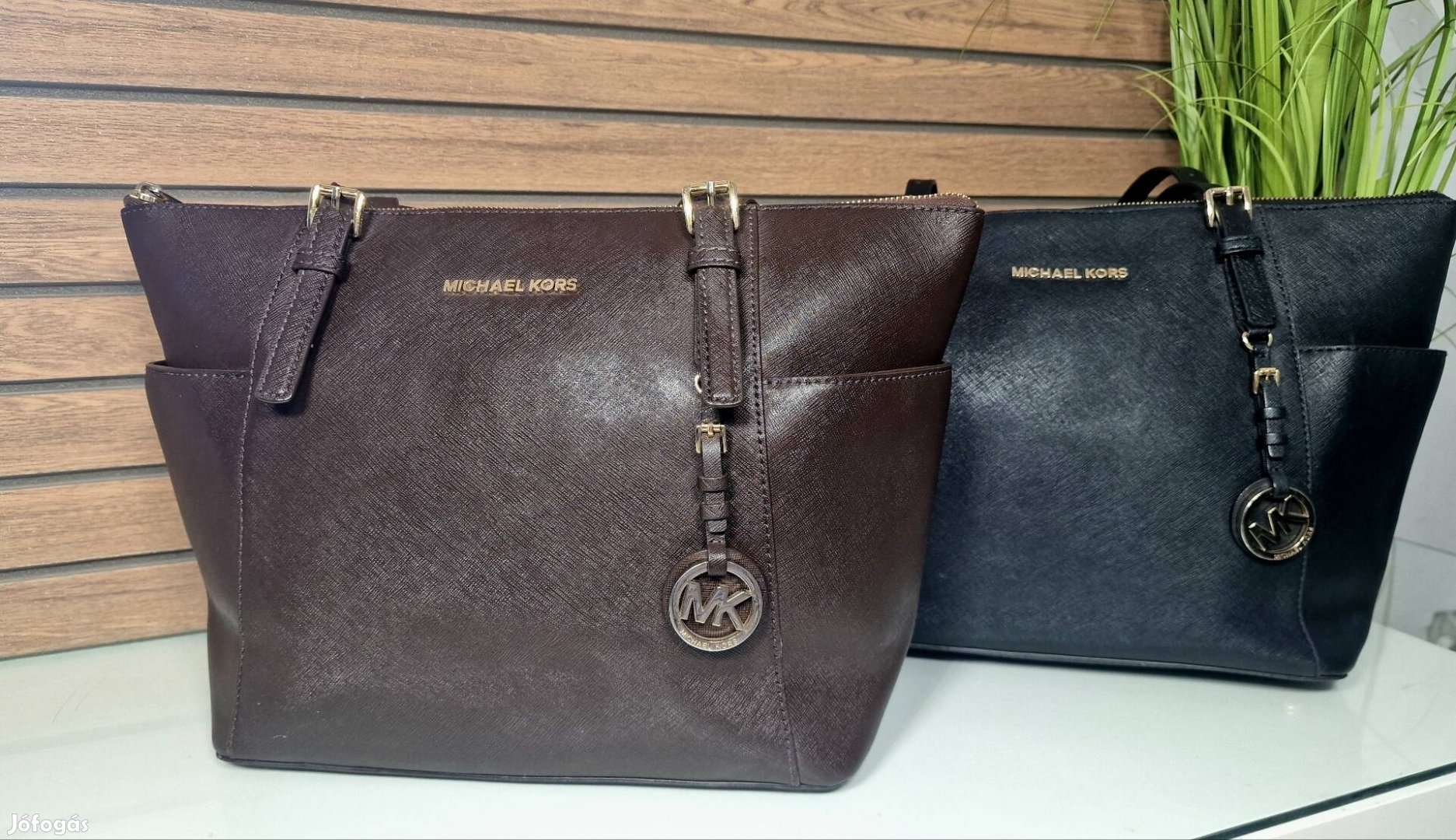 Eredeti Michael Kors bőr Jet Set Travel  táska