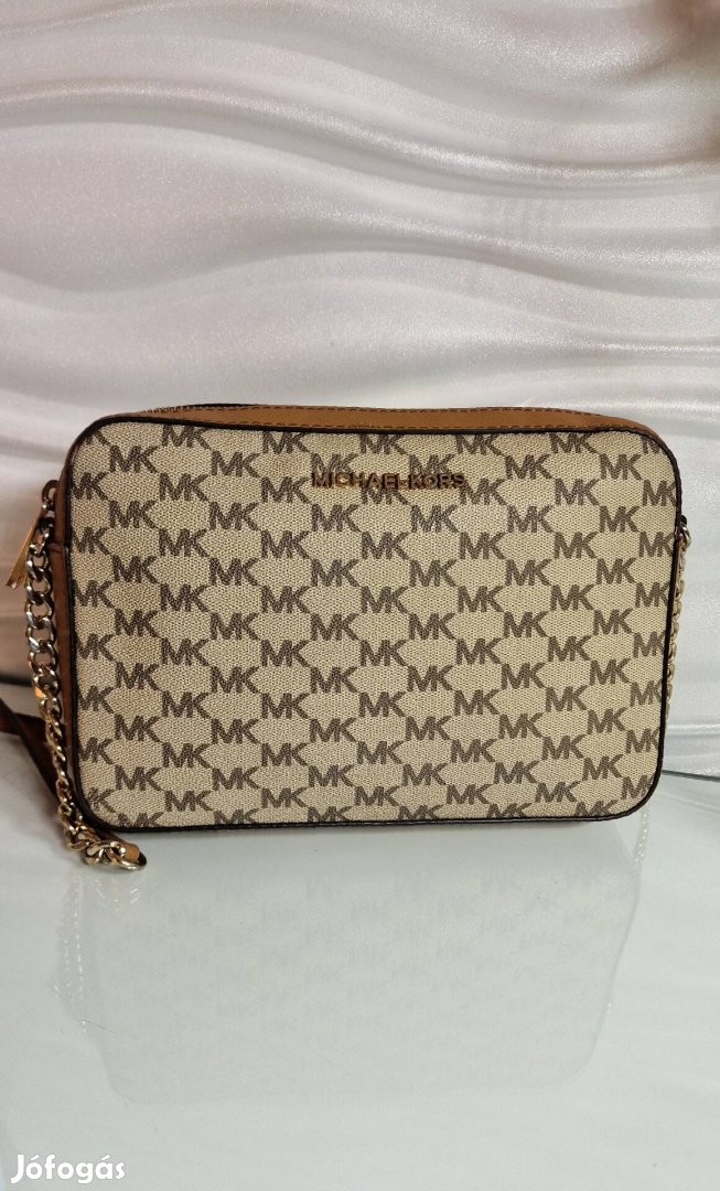 Eredeti Michael Kors bőr crossbody 