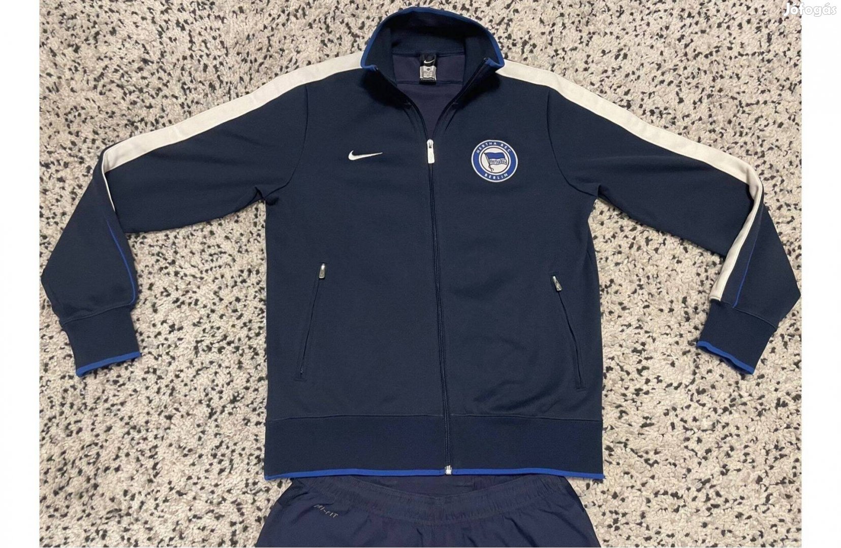 Eredeti Nike Hertha BSC Berlin szett - melegítő felső & mez nadrág - M