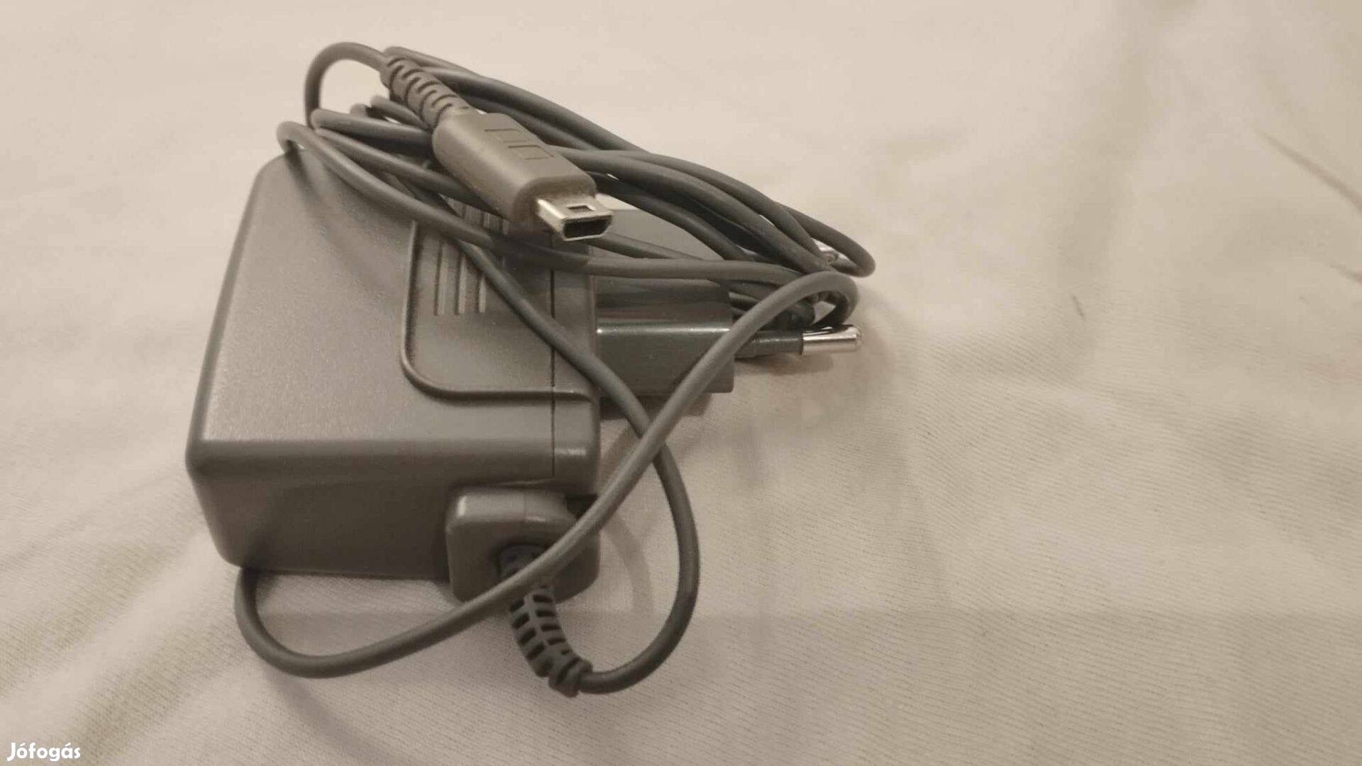 Eredeti Nintendo töltő adapter USG-002