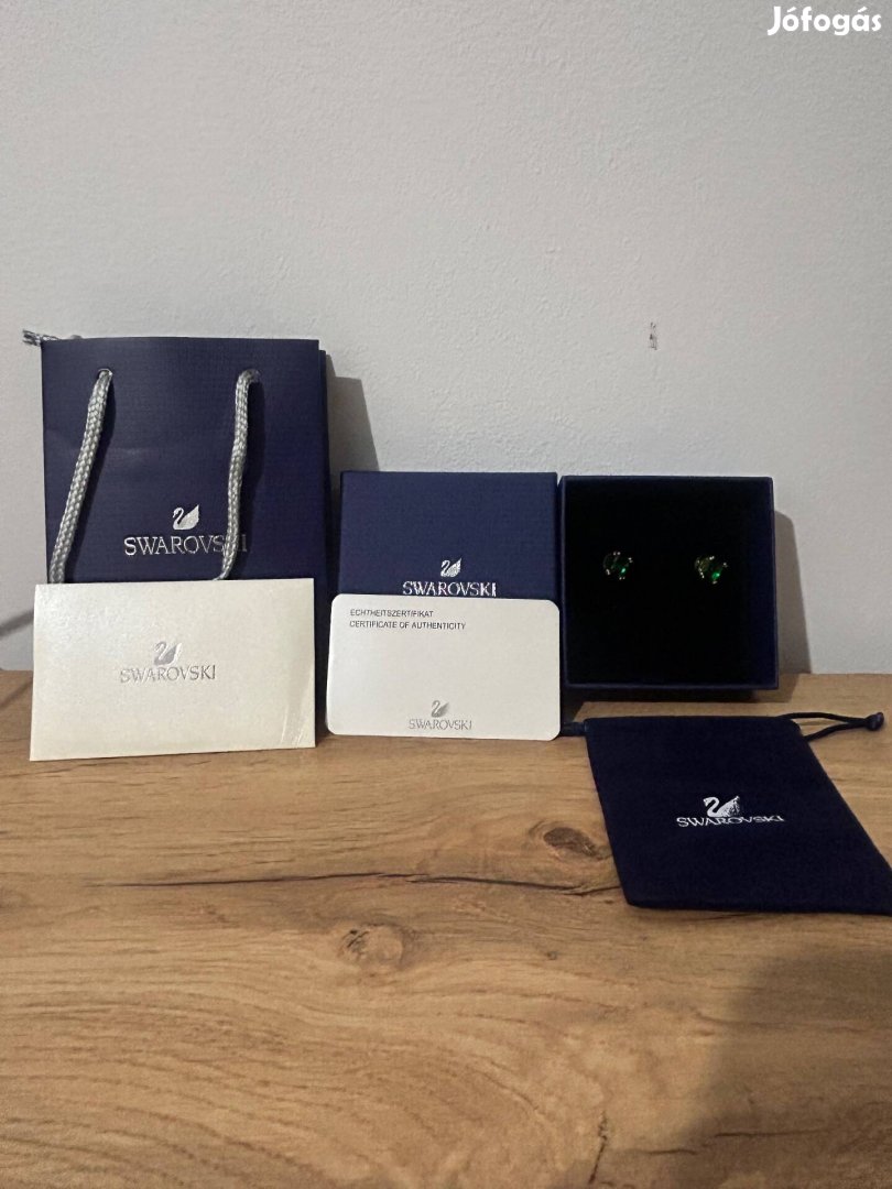 Eredeti Swarovski Millenia bedugós fülbevaló Smaragdzöld