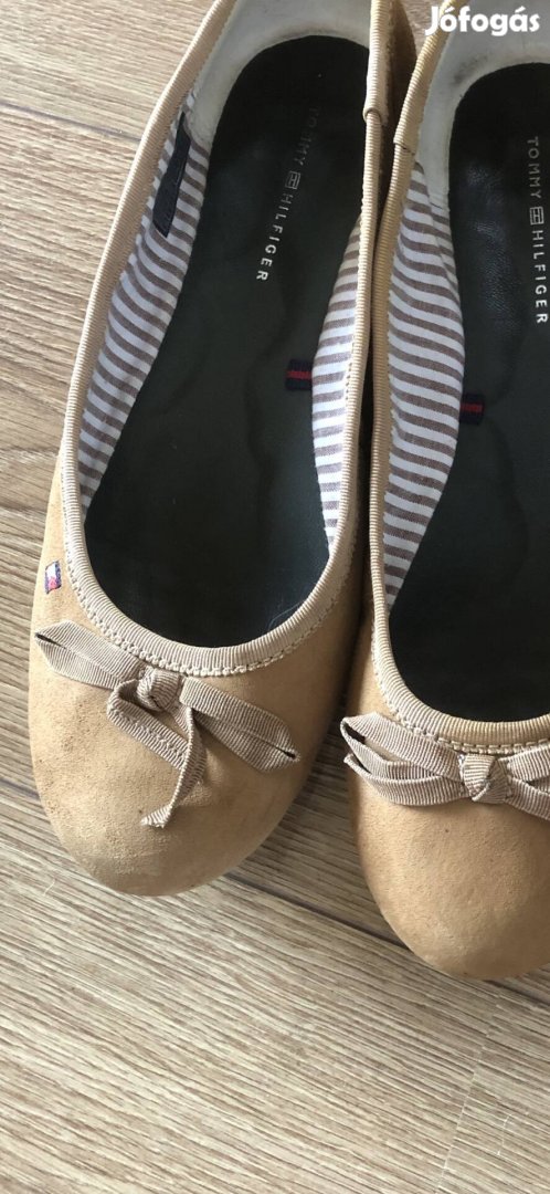 Eredeti Tommy Hilfiger bőr balerina cipő