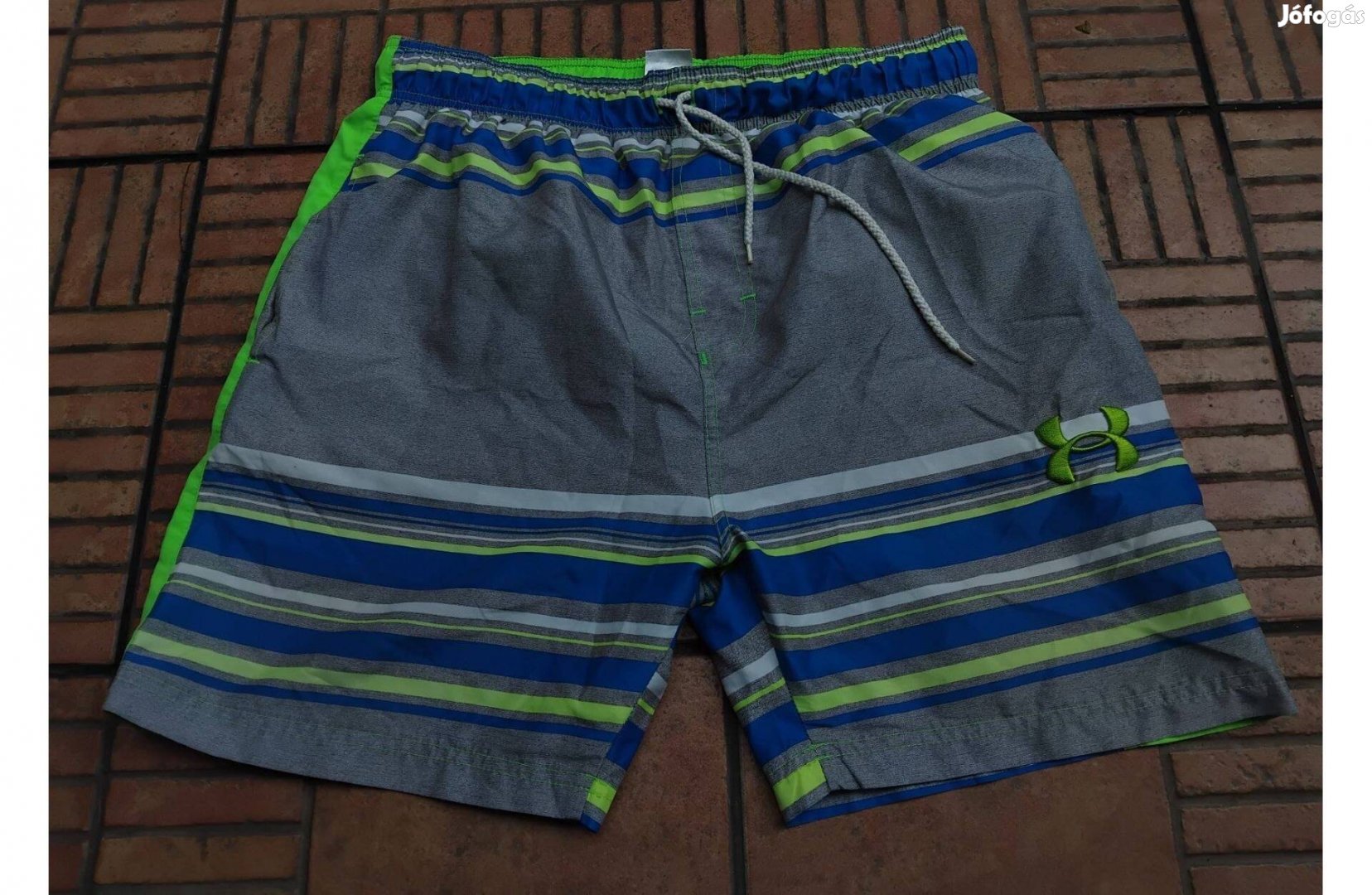 Eredeti Under Armour rövidnadrág fürdőnadrág M L