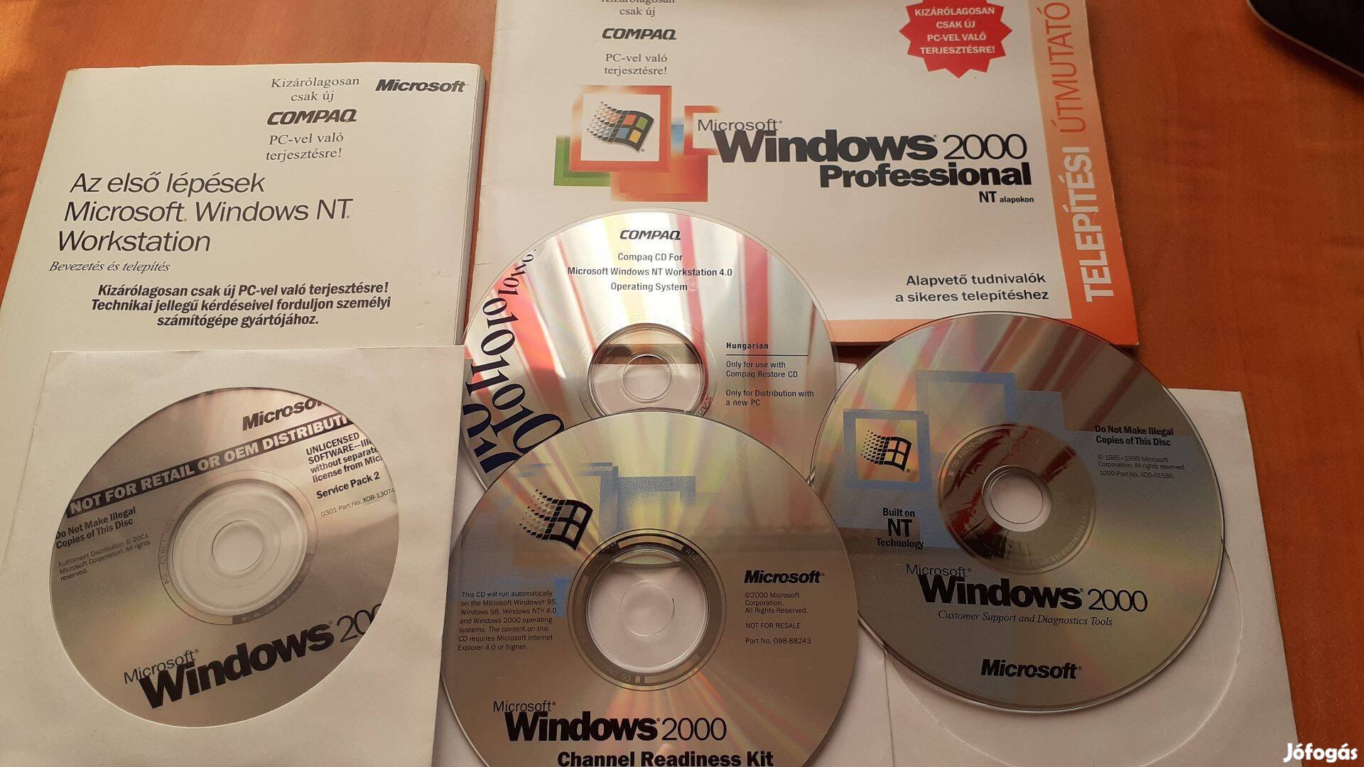 Eredeti Windows 2000 telepítő készlet kézikönyvével Posta is